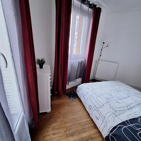 Charming In The Heart Of Apartment Paris
